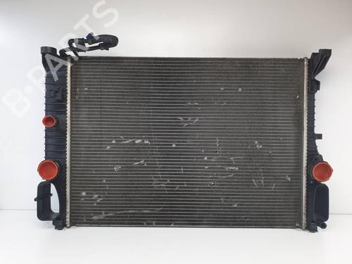 Used Water radiator Water radiator MERCEDES-BENZ E-CLASS (W211) E 270 CDI (211.016) (177 hp) 39020570 39020570