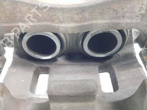 Right front brake caliper KIA SORENTO I (JC) 2.5 CRDi 4WD | BP11570531M104 