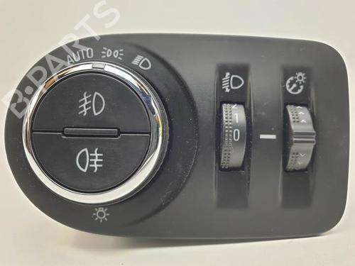 Used Headlight switch OPEL ASTRA K Sports Tourer (B16) 1.6 CDTi (35) (136 hp) 24929946