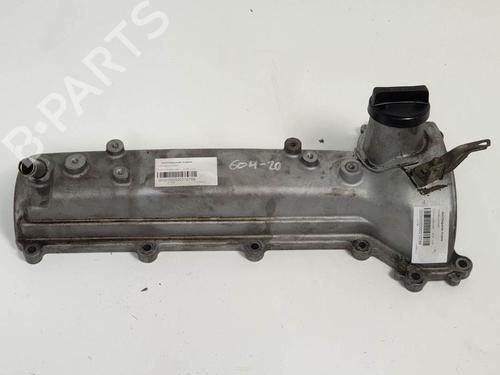Used Valve cover TOYOTA AURIS (_E18_) 1.4 D-4D (NDE180_, NDE180R) (90 hp) 13953487