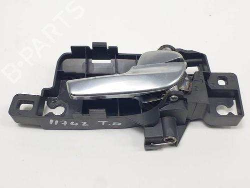 Højre bagtil invendig håndtag FORD MONDEO IV (BA7) 2.0 (145 hp) 13535059