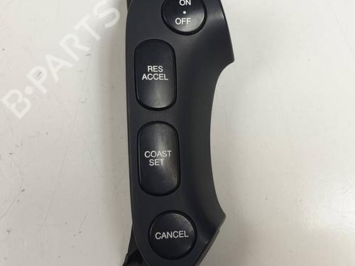 Commandes au volant HYUNDAI SANTA FÉ II (CM) 2.2 CRDi GLS (150 hp) 29850124