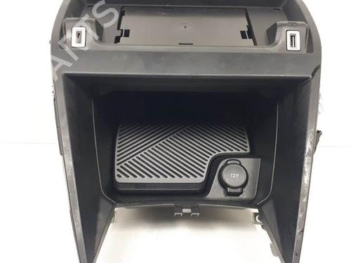 Used Switch Switch CITROËN C4 III (BA_, BB_, BC_) 1.2 PureTech 130 (BAHNSA, BAHNSB) (130 hp) 16841019 16841019