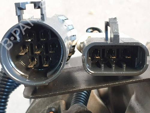 Gearbox KIA SORENTO I (JC) 2.5 CRDi 4WD | BP29624498M3 