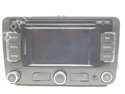 Used Radio Radio VW GOLF VI Variant (AJ5) 1.6 TDI (105 hp) 24627411 24627411