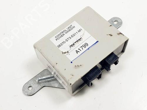 Used Electronic module HONDA CIVIC VI Fastback (MA, MB) 1.6 16V (MB4) (116 hp) 24990033
