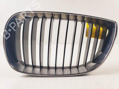 Grill BMW 1 (E87) 120 d (163 hp) 19030739