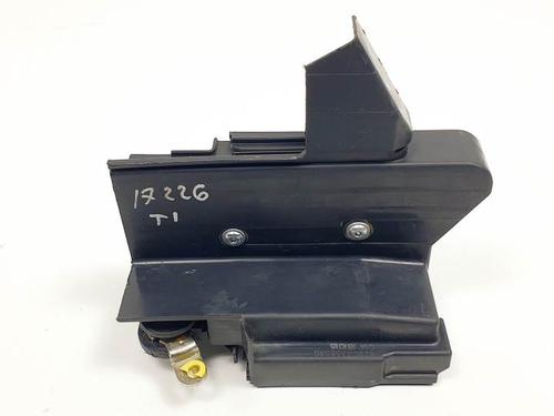 Rear left lock DACIA SANDERO II TCe 90 (B8M1, B8MA, B8AC) | BP24935079C100 
