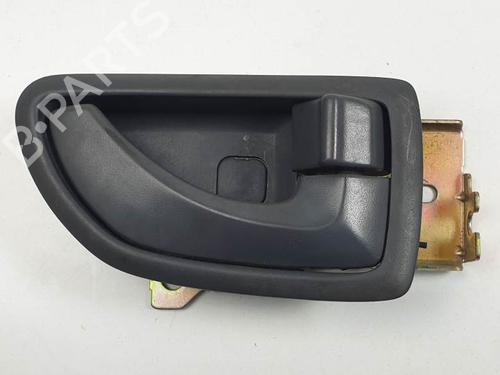 Højre fortil invendig håndtag KIA SORENTO I (JC) 2.5 CRDi 4WD (140 hp) 27888646