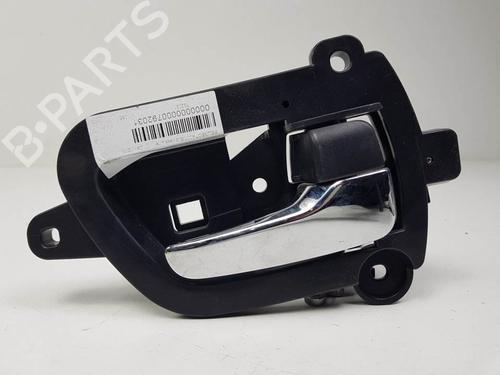 Højre bagtil invendig håndtag Højre bagtil invendig håndtag PEUGEOT 4007 (VU_, VV_) 2.2 HDi (156 hp) 11766104 11766104