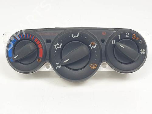 Used Climate control FORD FOCUS I (DAW, DBW) 1.6 16V (100 hp) 27525730