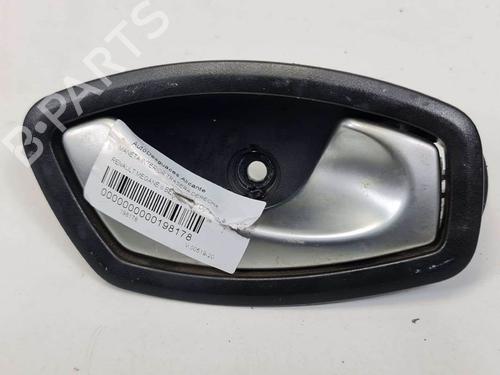 Used Rear right interior door handle Rear right interior door handle RENAULT MEGANE III Hatchback (BZ0/1_, B3_) 1.5 dCi (106 hp) 6852879 6852879
