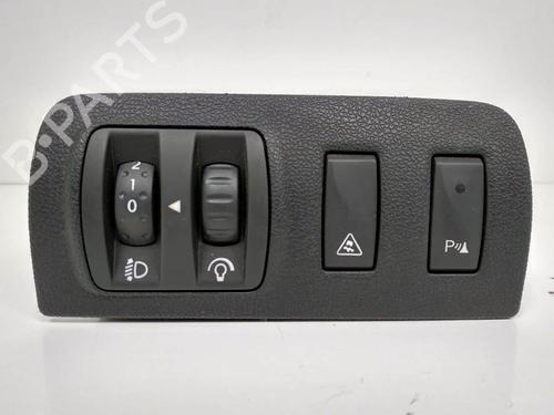 Used Switch Switch RENAULT MEGANE III Hatchback (BZ0/1_, B3_) 1.5 dCi (106 hp) 8179309 8179309