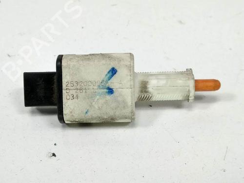 Used Switch Switch RENAULT MEGANE III Hatchback (BZ0/1_, B3_) 1.5 dCi (106 hp) 8179301 8179301