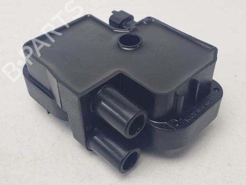 Used Ignition coil MERCEDES-BENZ CLK Convertible (A209) CLK 320 (209.465) (218 hp) 20510605