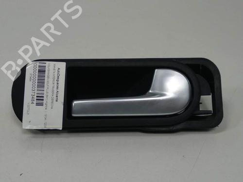 Used Rear right interior door handle Rear right interior door handle VW GOLF PLUS V (5M1, 521) 1.9 TDI (105 hp) 7830975 7830975