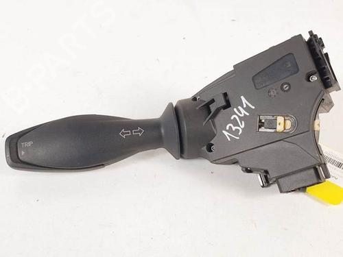 Used Steering column stalk FORD FIESTA VI (CB1, CCN) 1.4 TDCi (70 hp) 17481292