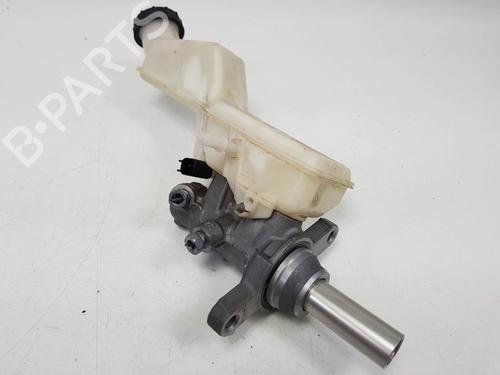 Used Brake master cylinder Brake master cylinder FORD FIESTA VI Van [2008-2017] 10322858 10322858