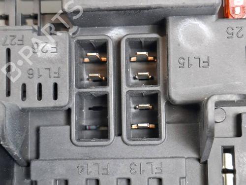 Fuse box LAND ROVER DISCOVERY V (L462) 2.0 Sd4 4x4 | BP39169810E1 - Image 4