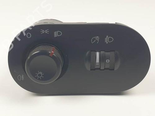 Used Headlight switch SEAT CORDOBA (6L2) 1.4 TDI (75 hp) 24499479