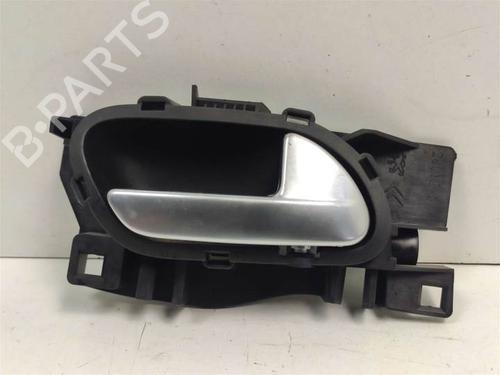 Used Front right interior door handle PEUGEOT 508 I (8D_) 2.0 HDi Hybrid4 AWC (163 hp) 10644047