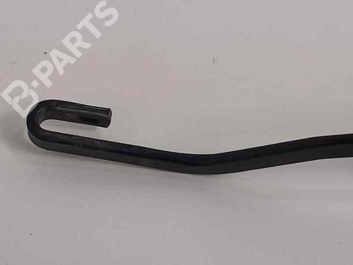 Front windshield wiper arm KIA SPORTAGE III (SL) 1.7 CRDi | BP6845604C143 