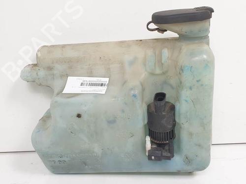 Used Windscreen washer tank RENAULT TWINGO I (C06_) 1.2 (C067) (54 hp) 9398609