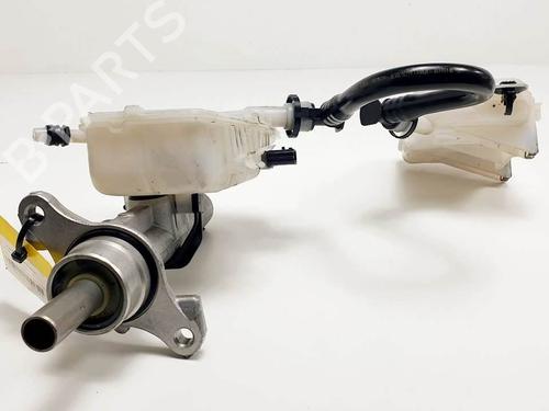 Used Brake master cylinder Brake master cylinder FIAT TALENTO Bus (296_) [2016-2026] 18471772 18471772
