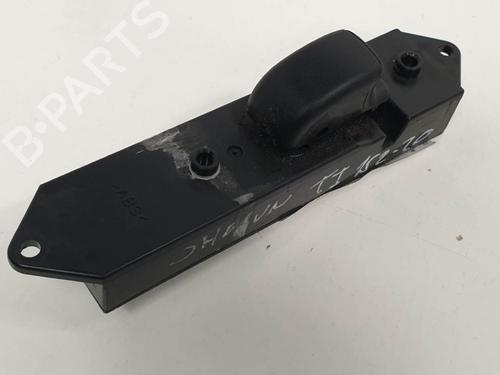 Used Left rear window switch Left rear window switch MITSUBISHI PAJERO II (V3_W, V2_W, V4_W, V5_W) 3.0 V6 24V (V43W, V23W) (177 hp) 6847820 6847820
