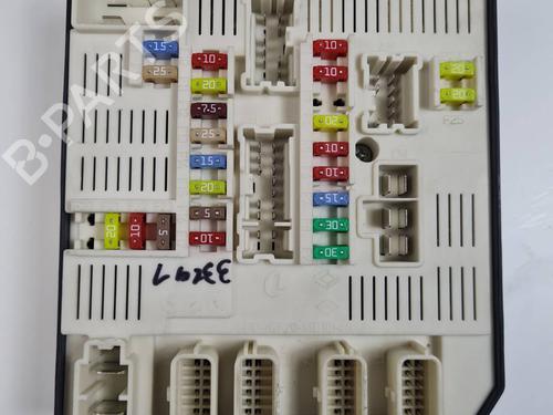 Fuse box RENAULT MEGANE III Hatchback (BZ0/1_, B3_) 1.5 dCi | BP37871588E1 - Image 3