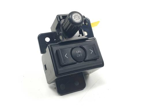 Used Electronic module Electronic module LEXUS IS II (_E2_) 220d (ALE20) (177 hp) 30475863 30475863