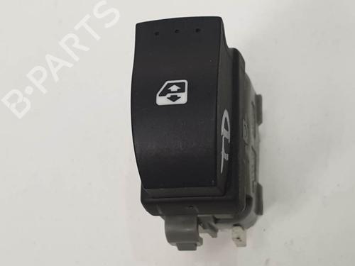 Used Right rear window switch Right rear window switch RENAULT MEGANE II (BM0/1_, CM0/1_) 1.5 dCi (BM1F, CM1F) (86 hp) 6848689 6848689