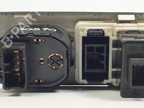 Switch KIA SORENTO I (JC) 2.5 CRDi 4WD | BP27978061I30 - Image 2
