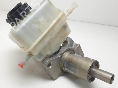 Used Brake master cylinder Brake master cylinder BMW 1 (E87) 118 d (122 hp) 26203722 26203722