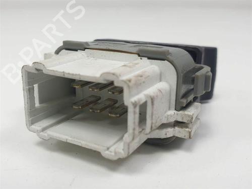 Used Left rear window switch Left rear window switch RENAULT MEGANE II Saloon (LM0/1_) 2.0 (135 hp) 10933561 10933561