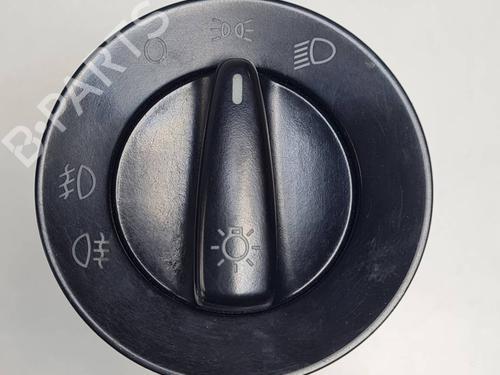 Used Headlight switch Headlight switch 37066257 37066257