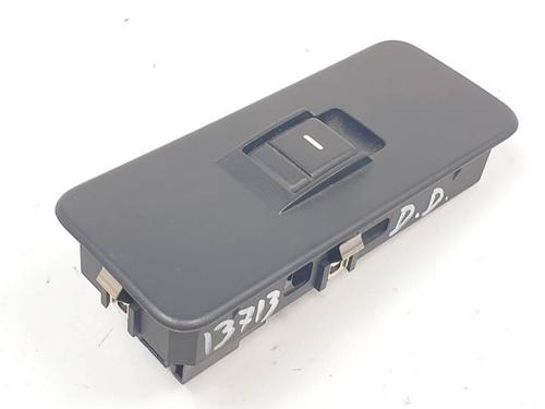 Used Right front window switch LAND ROVER DISCOVERY III (L319) 2.7 TD 4x4 (190 hp) 16579322