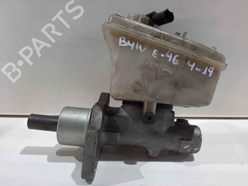 Used Brake master cylinder Brake master cylinder BMW 3 (E46) 320 d (136 hp) 6862388 6862388