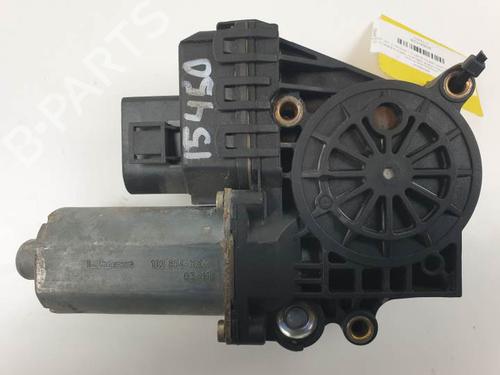 Rudehejsemotor forskærm højre AUDI A6 C5 (4B2) 3.0 (220 hp) 24916299