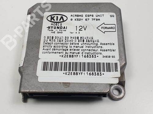 ecu-airbags-kia-carnival-ii-gq-29-crdi-0k52y677f0a-1999-2000-2001-2002-2003-2004-2005-2006-2007-10986312 main image