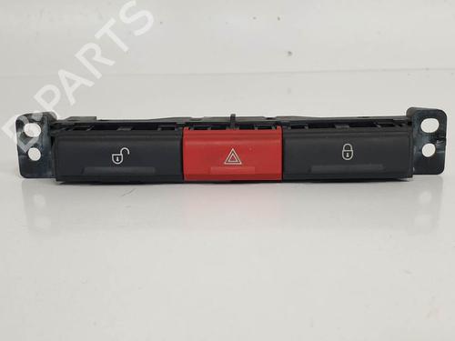 Used Warning switch Warning switch LAND ROVER FREELANDER 2 (L359) 2.2 TD4 4x4 (152 hp) 6861147 6861147