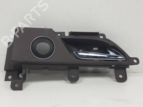 rear-right-interior-door-handle-lexus-rx-_l2_-2015-34516276 main image