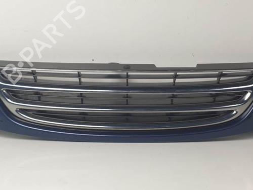 Grill Grill TOYOTA AVENSIS (_T22_) 1.6 i (AT220_, AT220R) (110 hp) 25144811 25144811