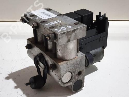 Used ABS pump VOLVO V90 I Estate (965) 2.9 (204 hp) 6944884