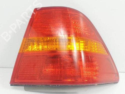 Used Right taillight Right taillight LEXUS LS (_F3_) 430 (UCF30) (282 hp) 16569167 16569167