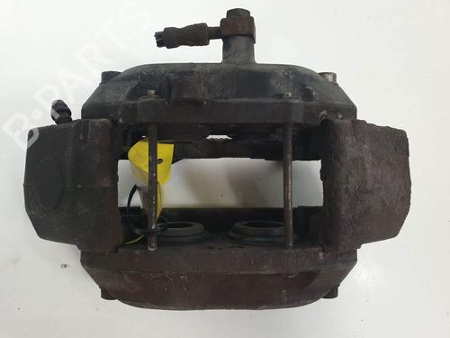 Used Right front brake caliper Right front brake caliper MERCEDES-BENZ M-CLASS (W163) ML 270 CDI (163.113) (163 hp) 11570225 11570225