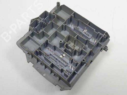 Boîte à Fusibles FIAT PUNTO (188_) 1.2 16V 80 (188.233, .235, .253, .255, .333, .353, .639,... | BP11172286E1 