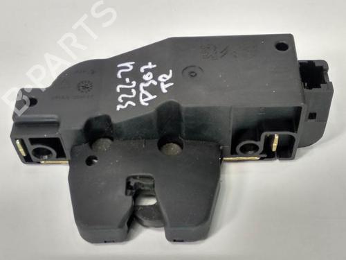 Used Tailgate lock PEUGEOT 307 (3A/C) 1.6 16V (109 hp) 7072332