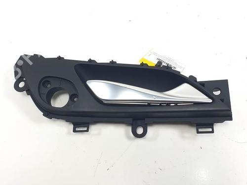 Højre fortil invendig håndtag HYUNDAI i40 I (VF) 1.6 CRDi (116 hp) 28066104