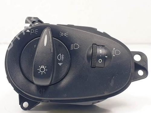Used Headlight switch Headlight switch FORD FOCUS I (DAW, DBW) 1.6 16V (100 hp) 17062807 17062807